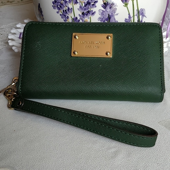 Michael Kors Bags Authentic Michael Kors Green Wallet Poshmark